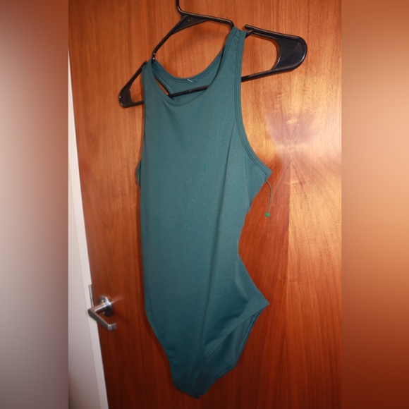 SEA GREEN COTTON RACER BODYSUIT SIZE SMALL - Picture 2 of 4